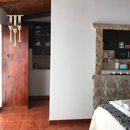 Moradia Rural De Charme Agradável E Acolhedora