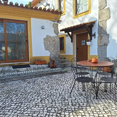 Moradia Rural De Charme Agradável E Acolhedora *